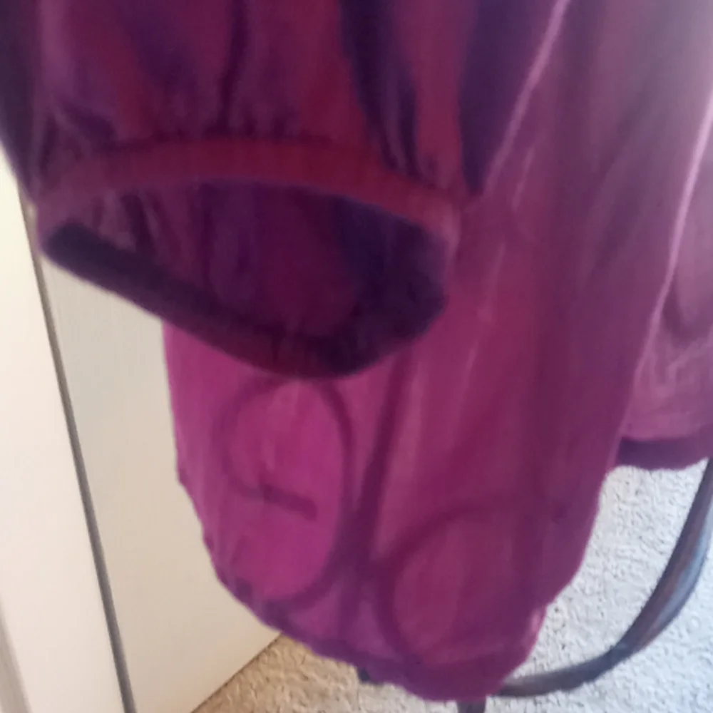 Top - Picture 3 of 5